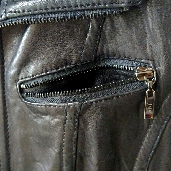 Jones New York Leather Jacket - Picture 11 of 11